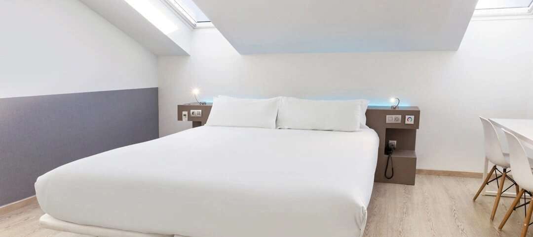 Hotel B&B HOTEL Donostia San Sebastián Aeropuerto photo 4