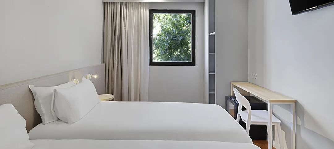 Hotel B&B HOTEL Zaragoza Centro photo 5