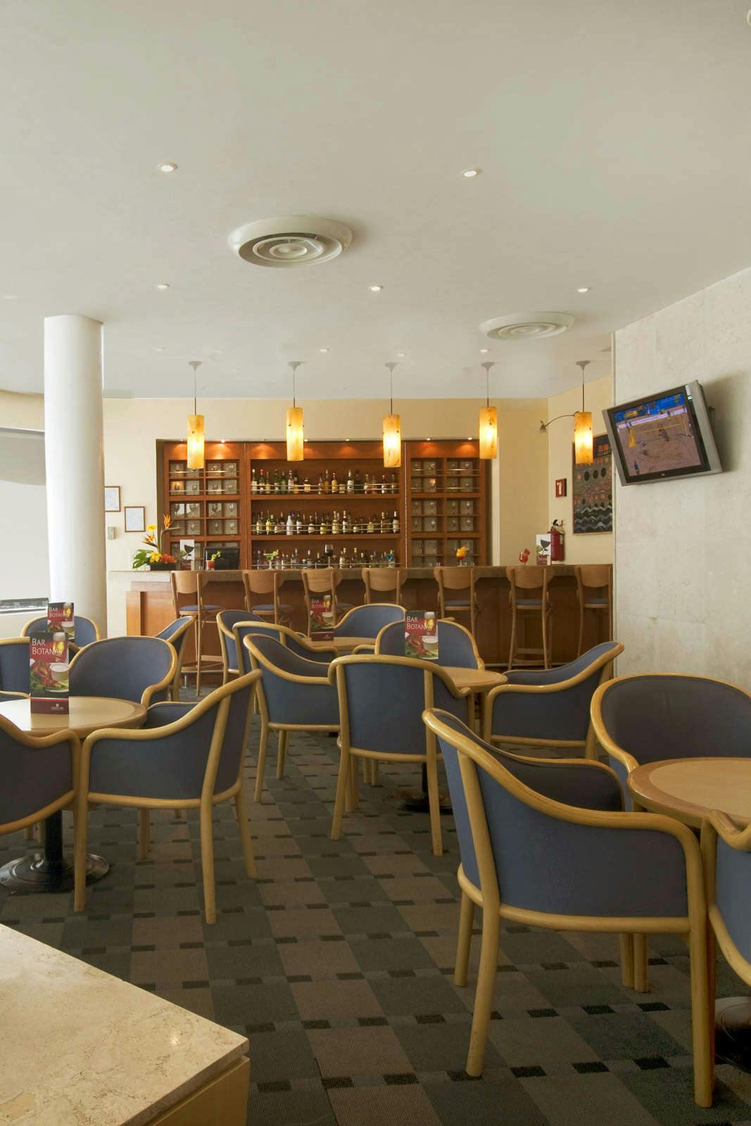 Hotel Fiesta Inn Mexicali photo 4