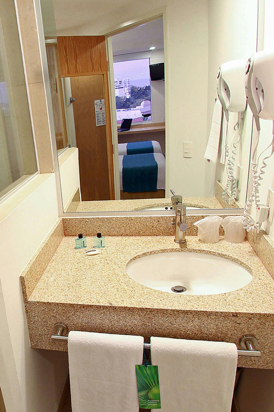 Hotel One Culiacan Forum photo 5