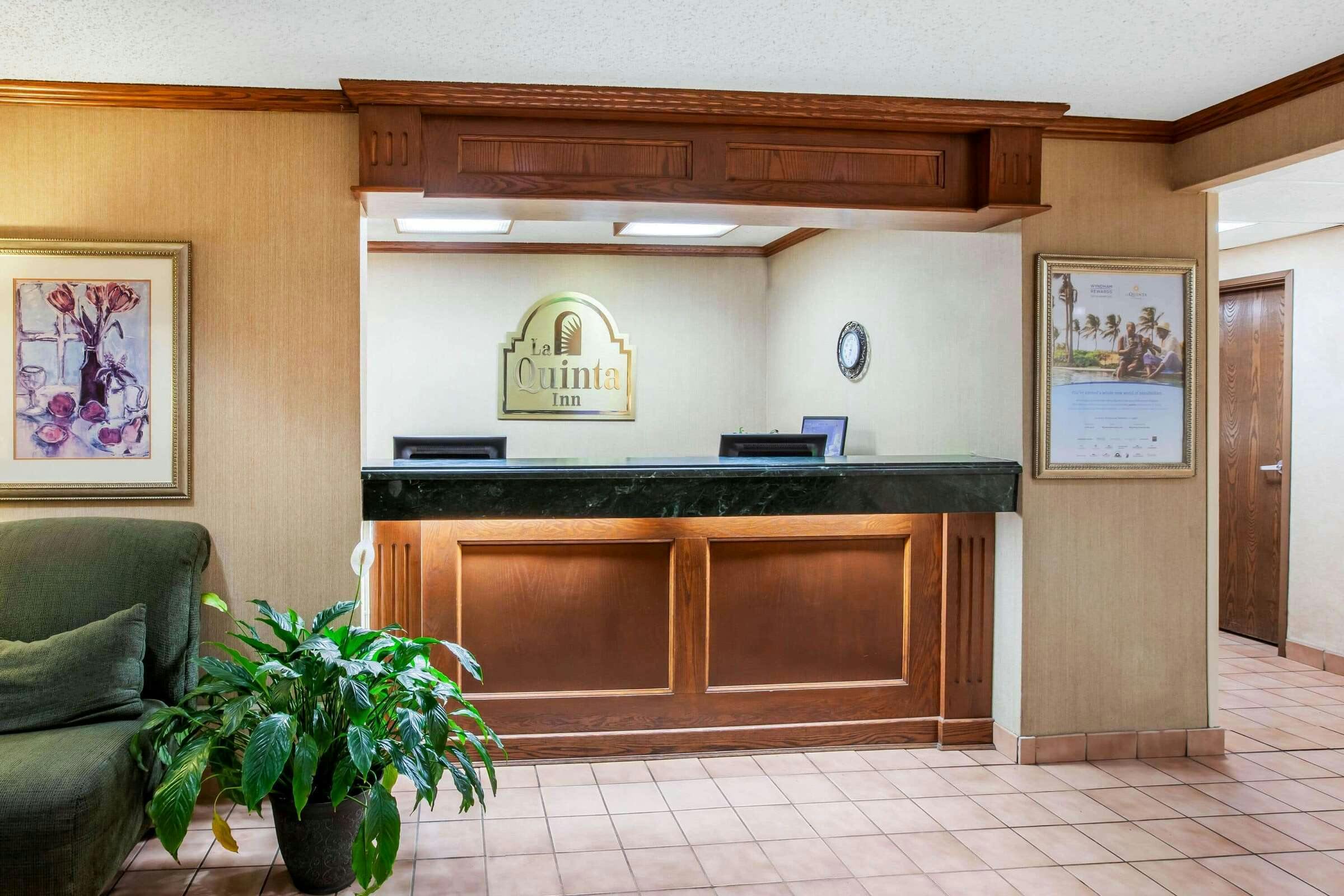 Hotel La Quinta Inn Det Southgate photo 5