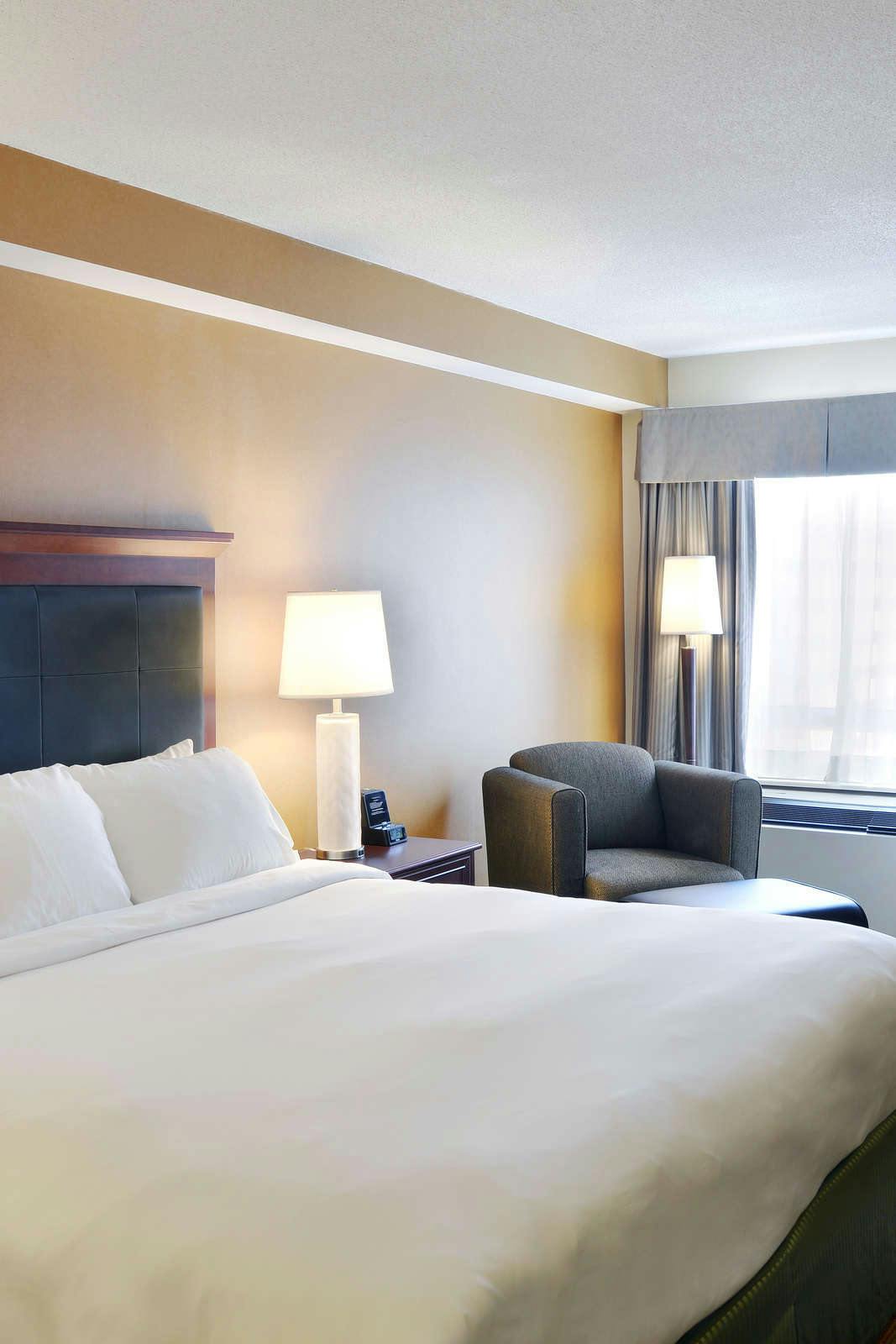 Hotel Holiday Inn Ottawa Dwtn - Parliament Hill photo 1