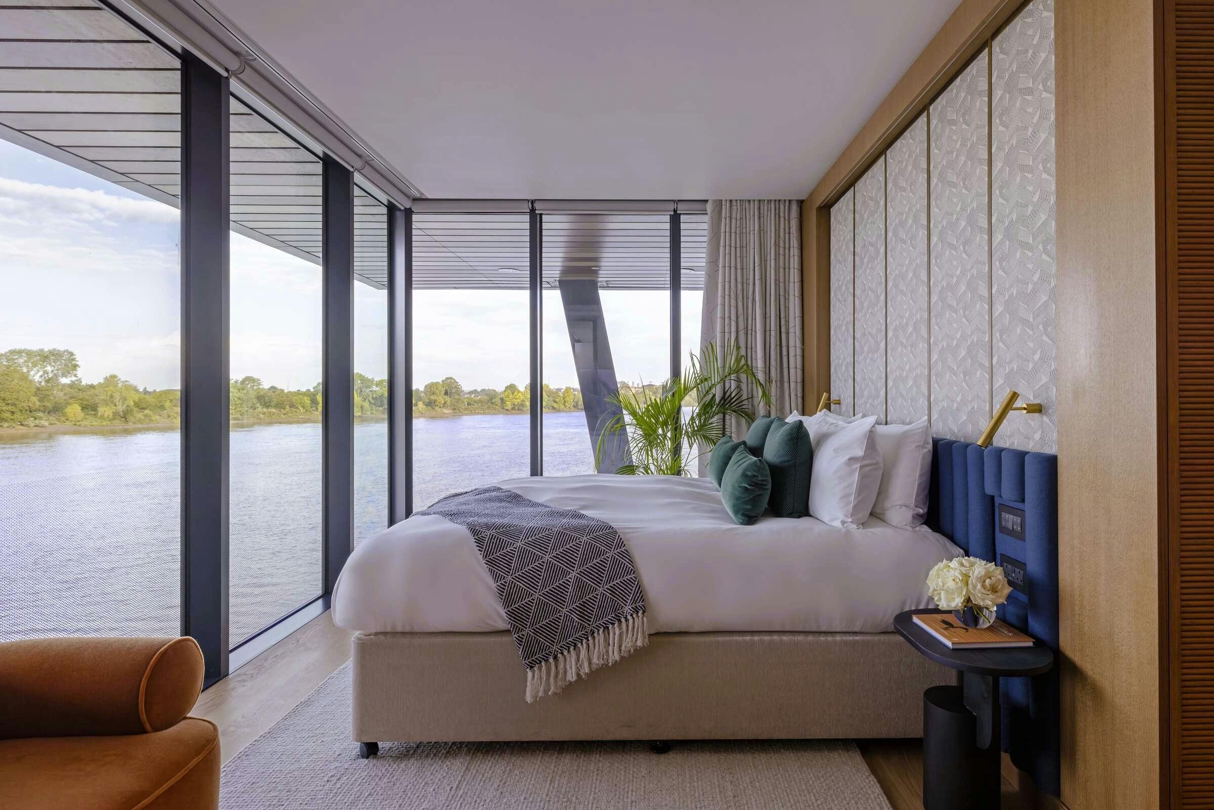 Fulham Pier Hotel