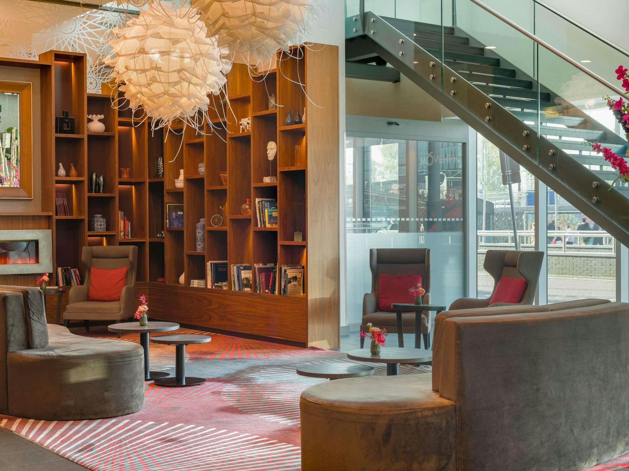 Hotel Mövenpick Hotel Amsterdam City Center photo 3