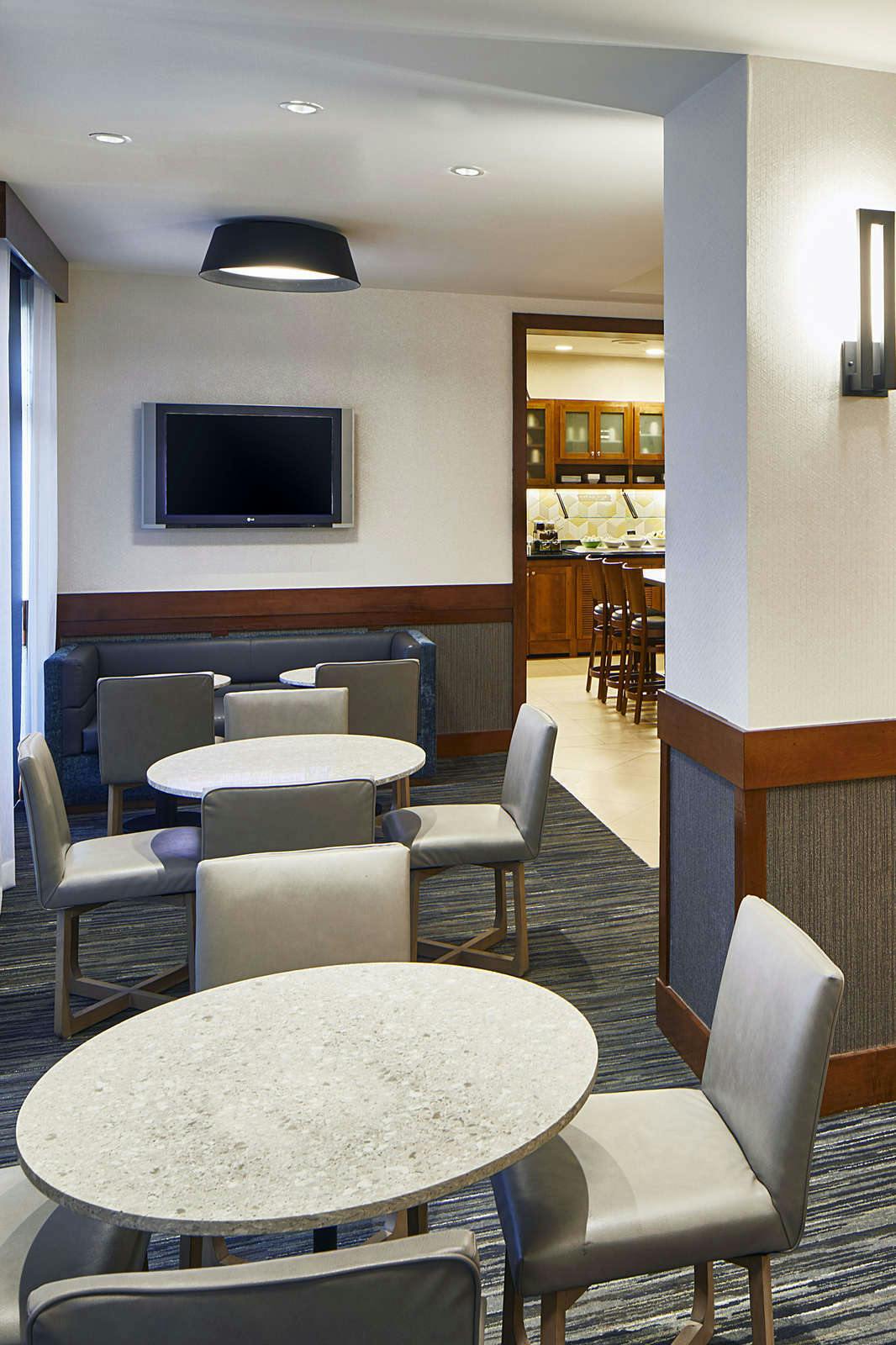 Hotel Hyatt Place Atlanta Galleria photo 5