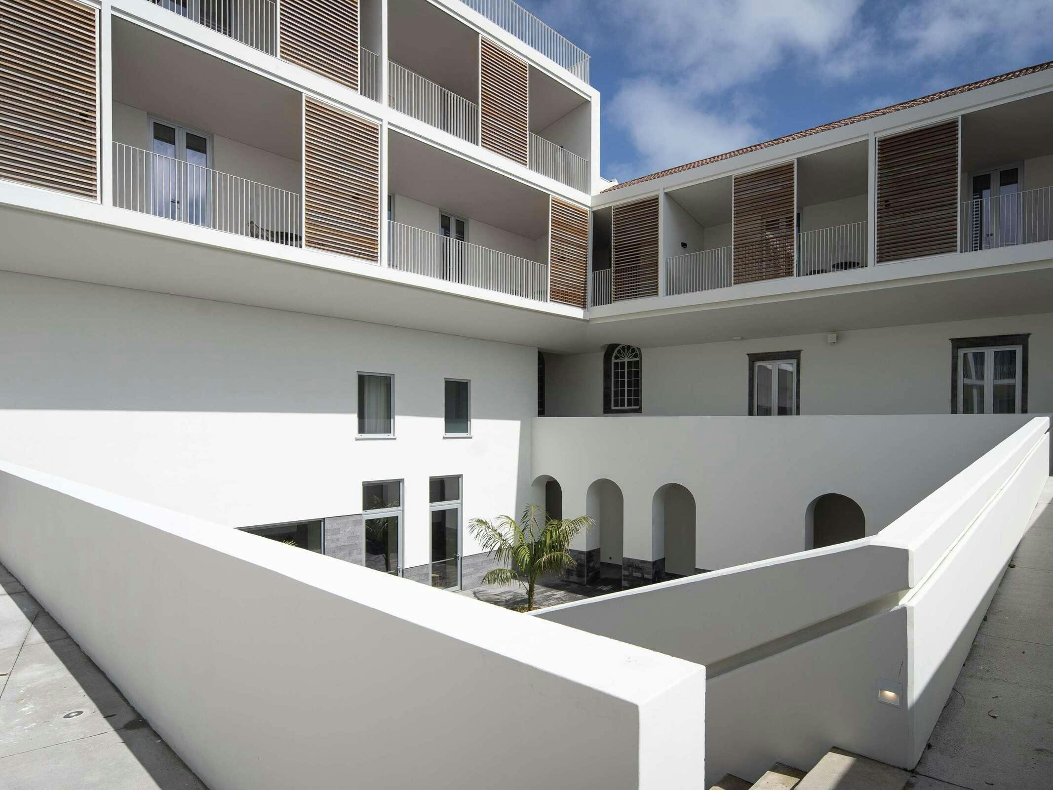Hotel Mercure Ponta Delgada Azores photo 4