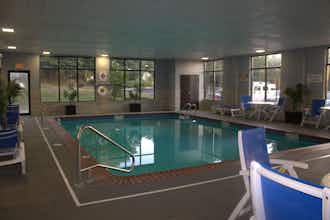 Hotel Wingate North East photo 3