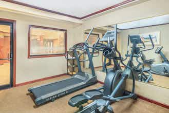 Hotel Super 8 Tltn/Lk Winnipesaukee photo 1