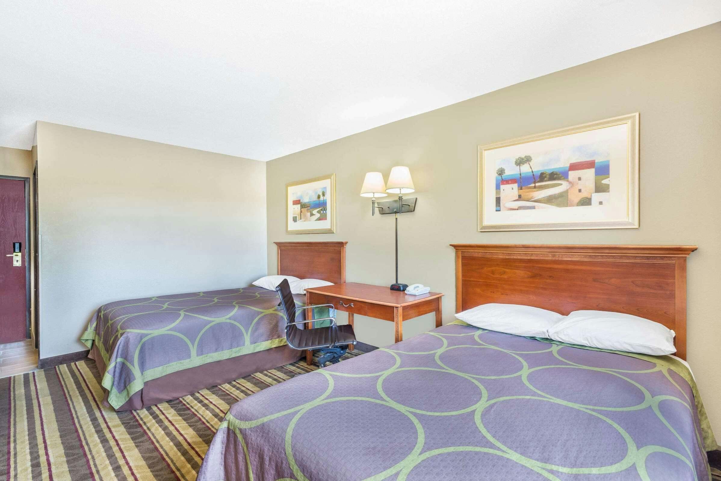 Hotel Super 8 Tltn/Lk Winnipesaukee photo 4