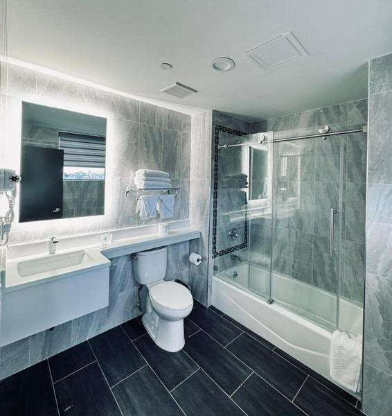 Hotel Capital Hotel photo 4