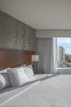 Hotel Courtyard Marriott Bethesda Chevy Chase photo 3