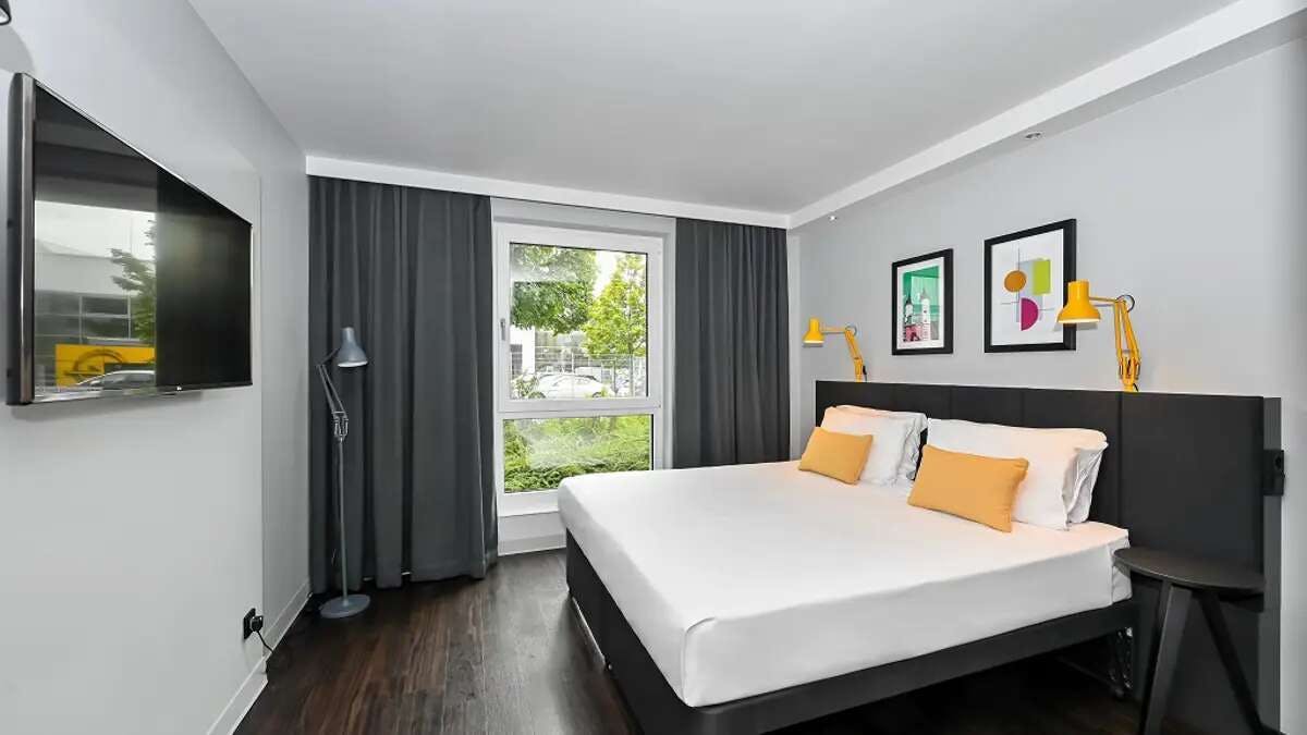 Hotel Staycity Aparthotels Heidelberg photo 2