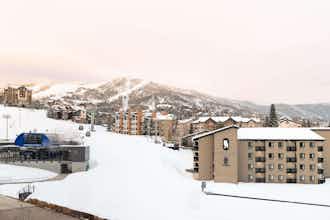 Hotel Gravity Haus Steamboat photo 5