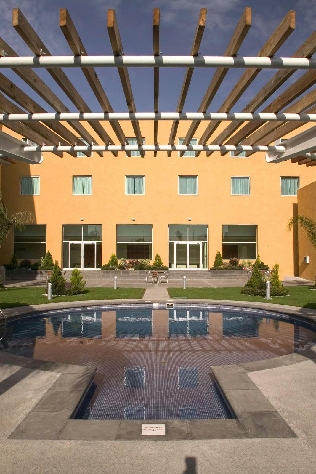 Hotel Fiesta Inn San Luis Potosi Oriente photo 1