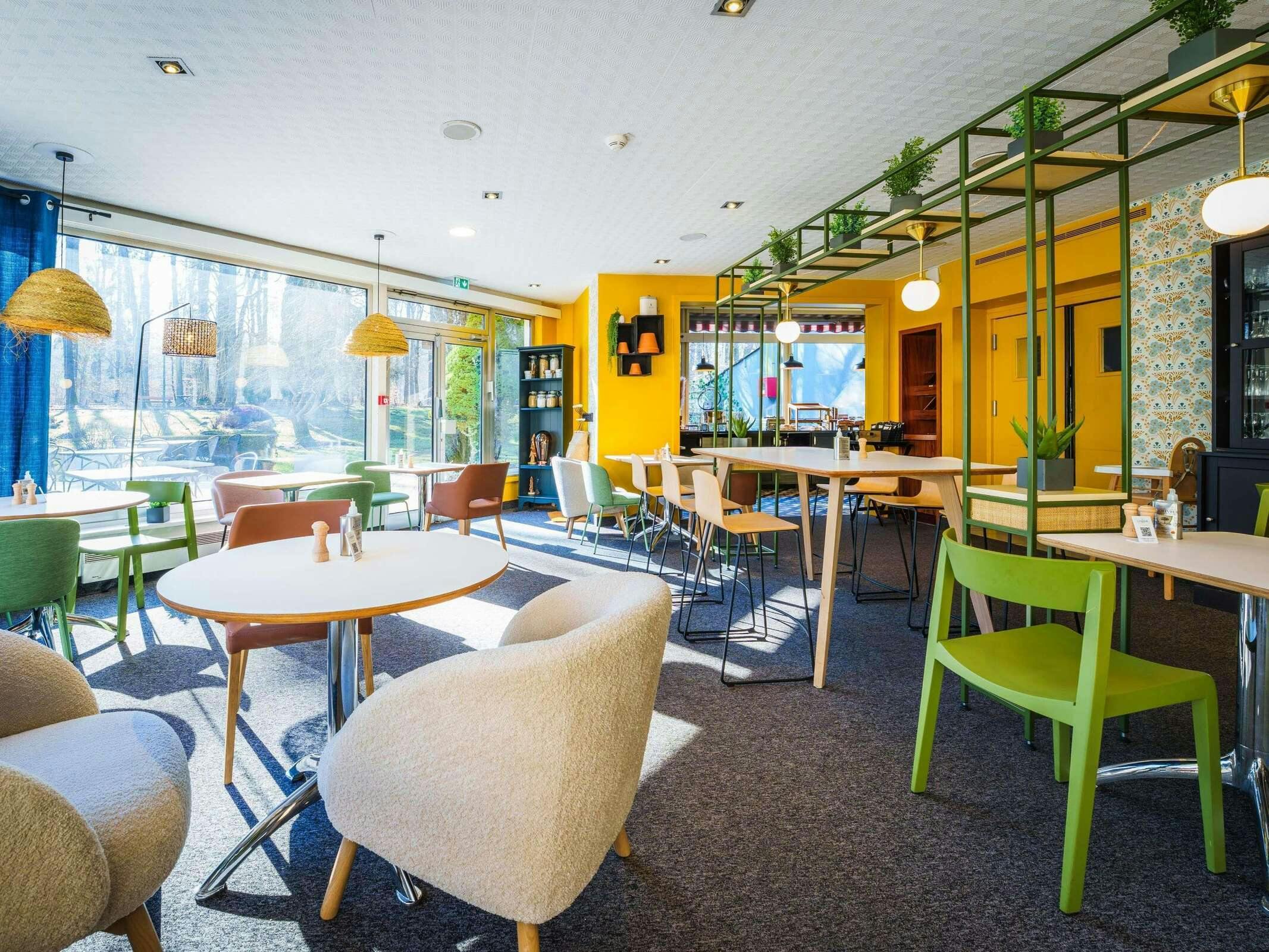 Hotel Novotel Saint Avold photo 3