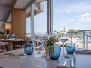 Hotel Hôtel Mercure La Rochelle Vieux Port Sud photo 2