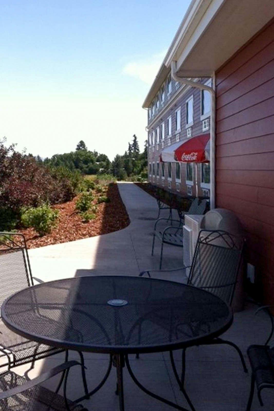 Hotel Coast Hilltop Inn photo 3