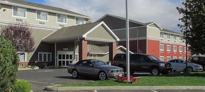 Coast Hilltop Inn