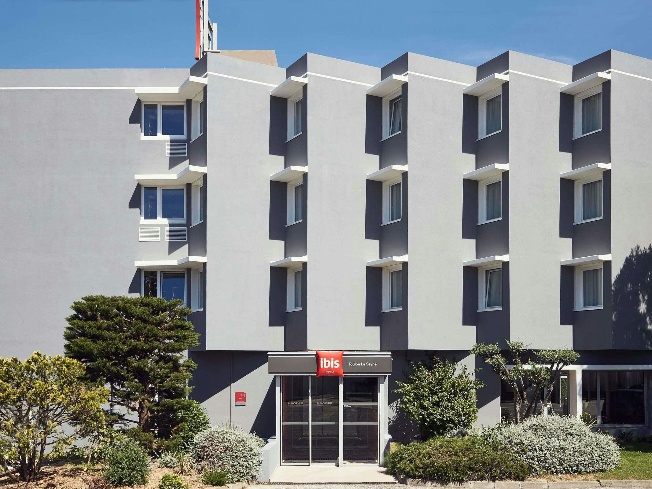 Hotel Ibis Toulon La Seyne photo 1