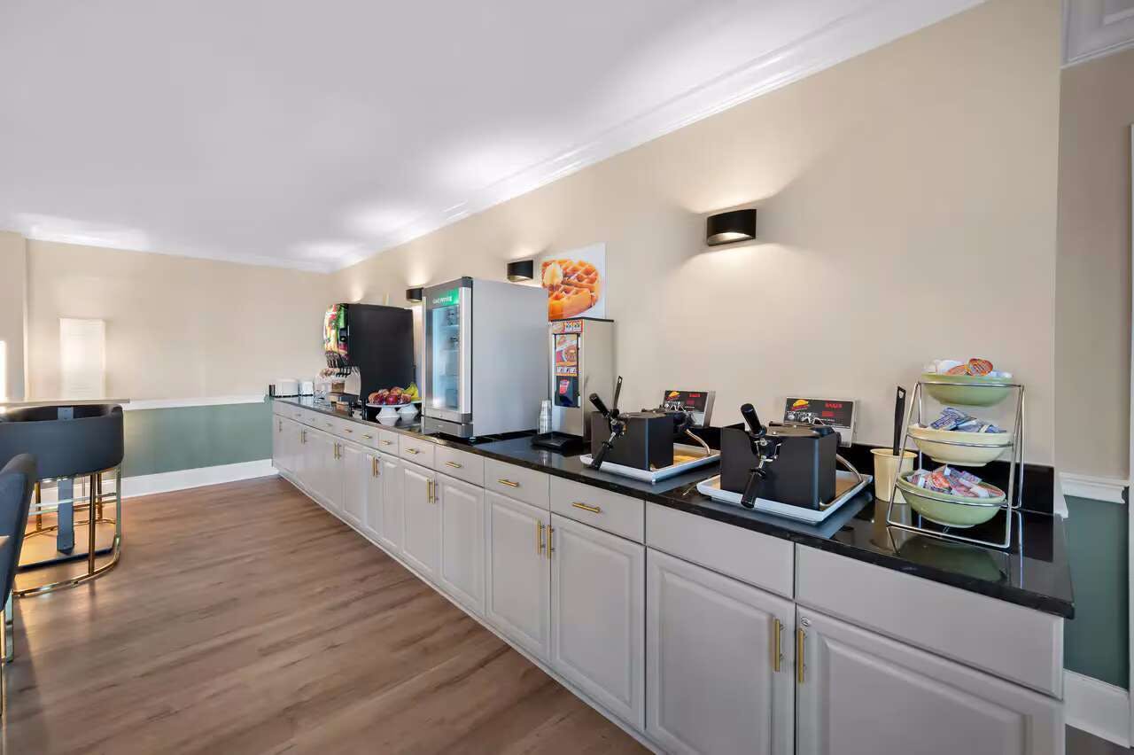 Hotel Quality Inn Fort Myers Cape Coral photo 1
