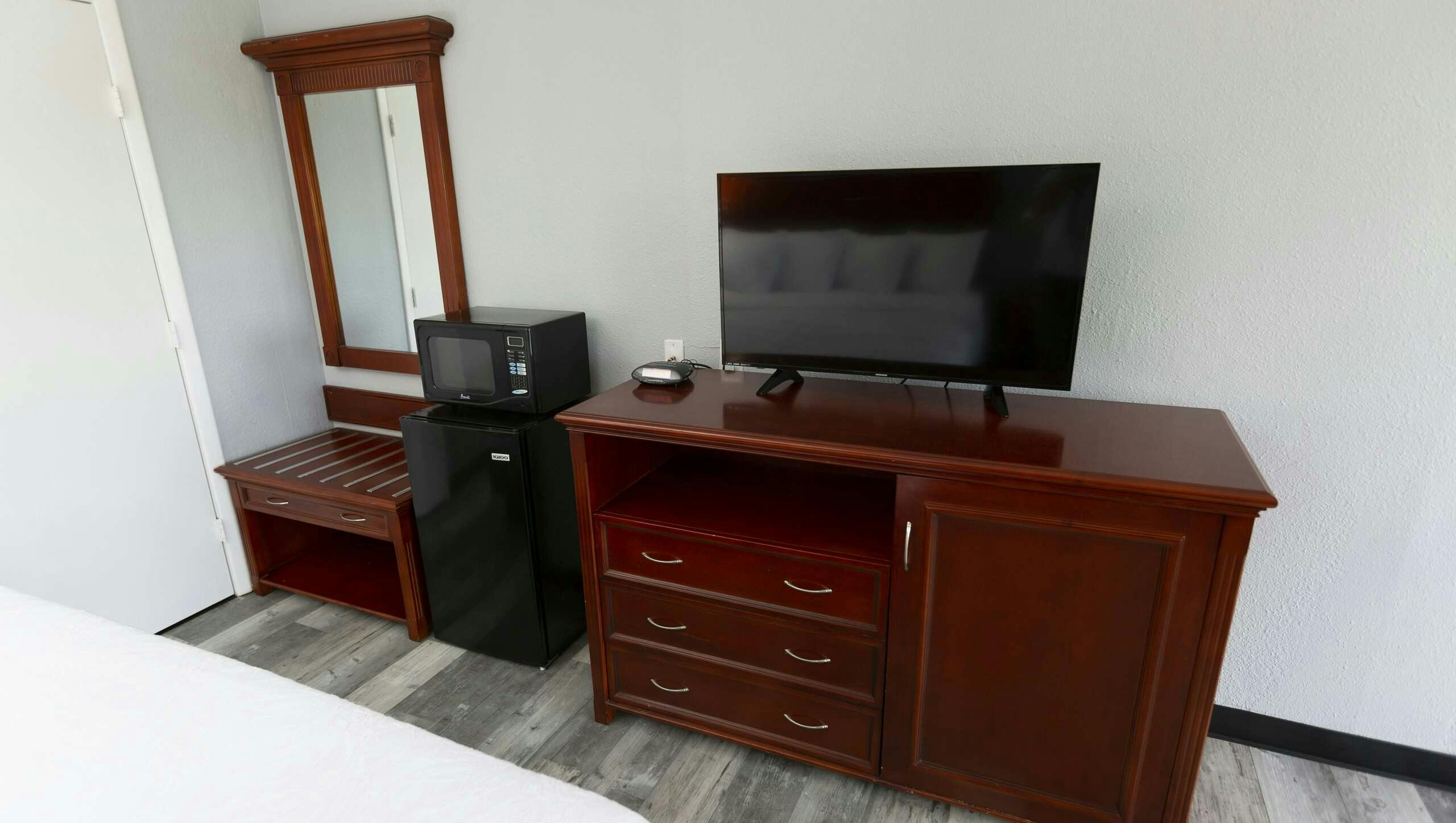 Hotel Sunrise Inn Williamstown photo 1