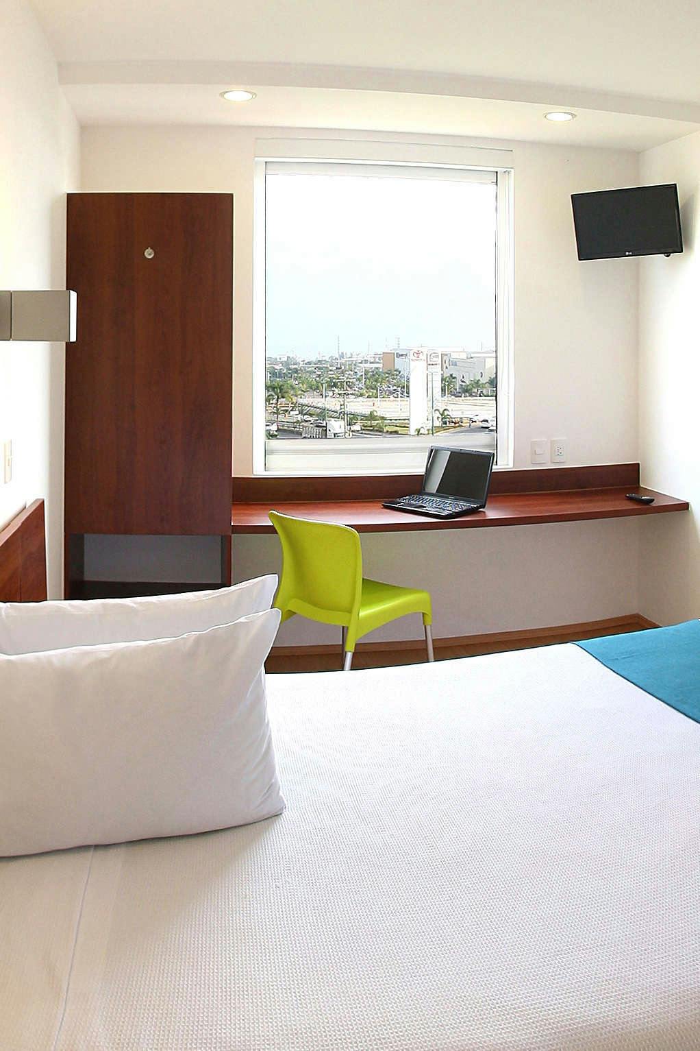 Hotel One Xalapa Las Animas photo 2