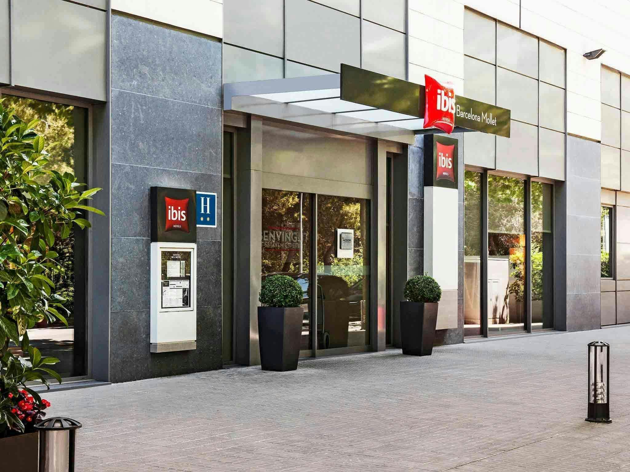 Hotel Ibis Barcelona Mollet photo 3