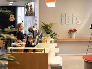 Hotel Ibis Barcelona Meridiana photo 5