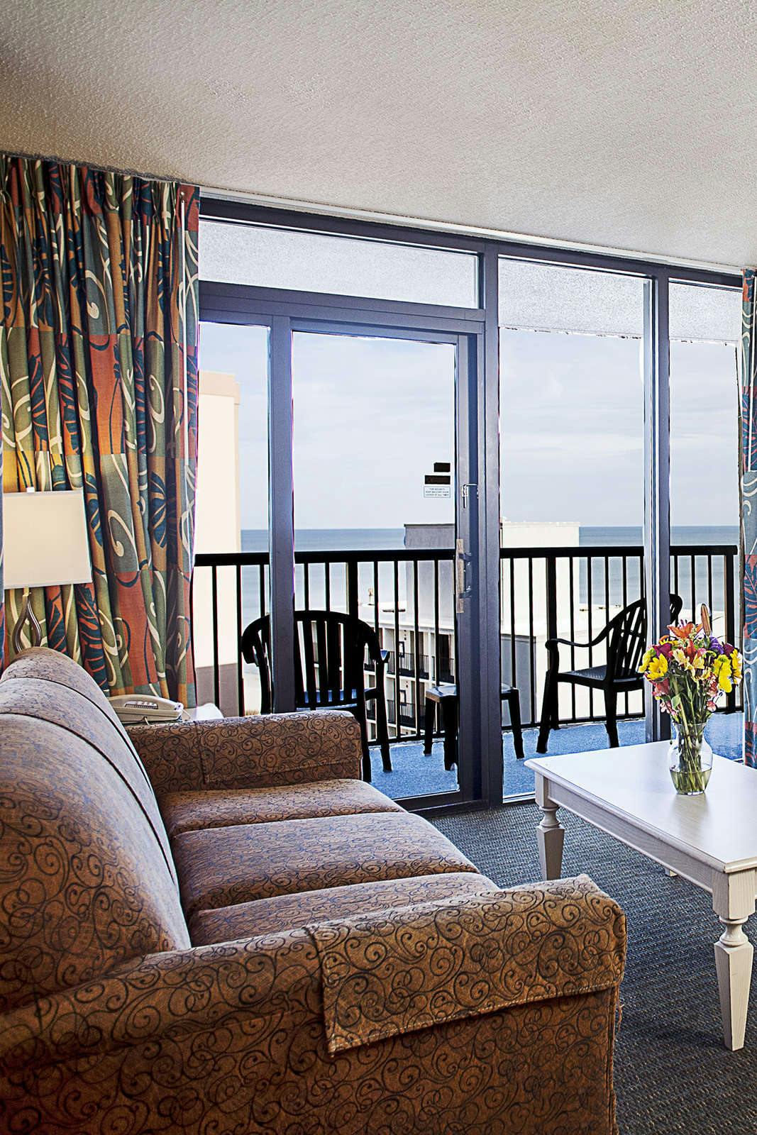 Hotel Compass Cove Oceanfront Resort photo 4