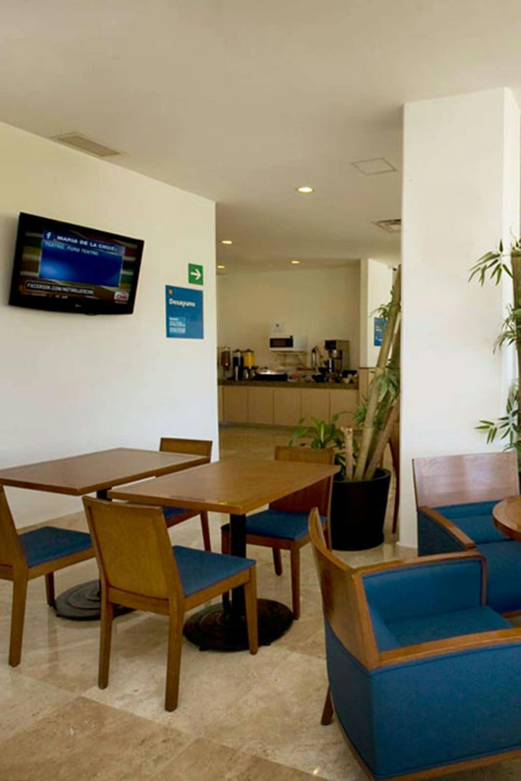 Hotel One San Luis Potosi Glorieta Juarez photo 4