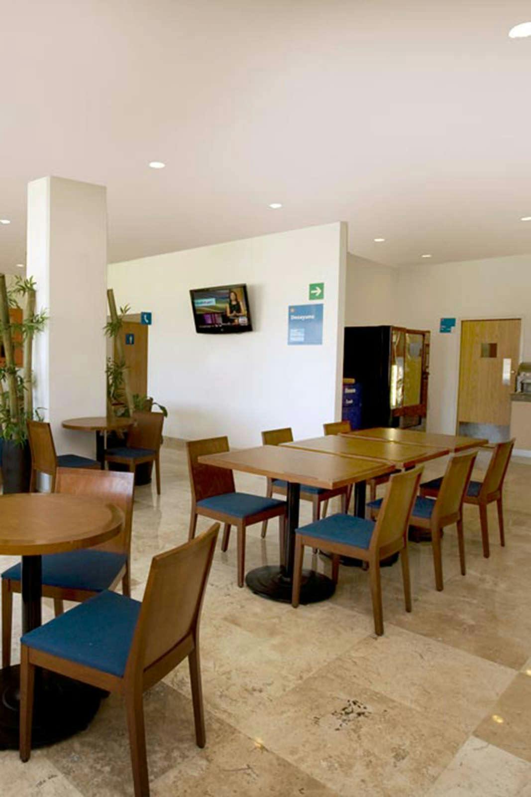 Hotel One San Luis Potosi Glorieta Juarez photo 5