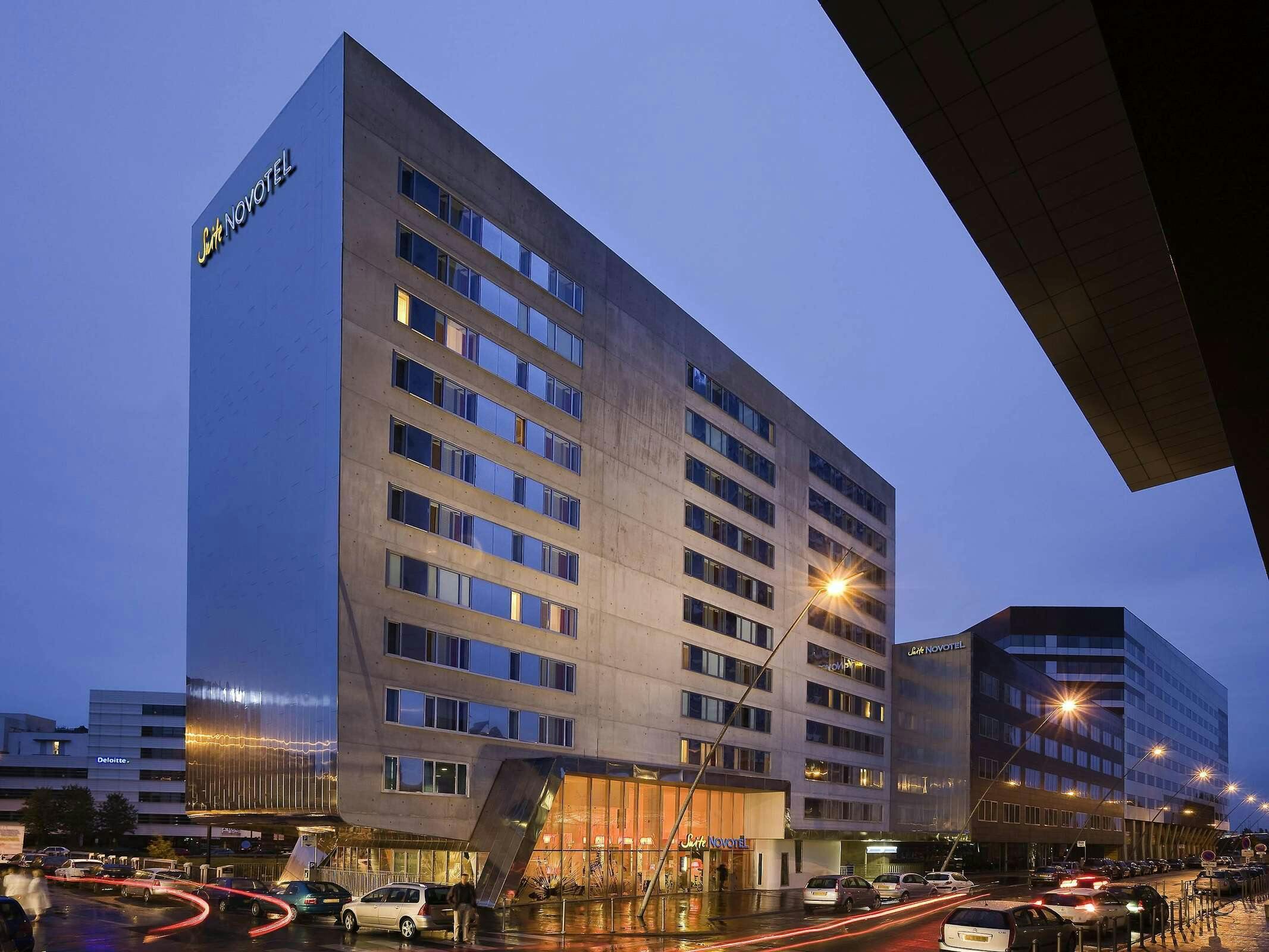 Hotel Novotel Suites Gare Lille Europe photo 1