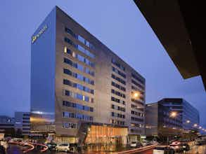Hotel Novotel Suites Gare Lille Europe photo 1