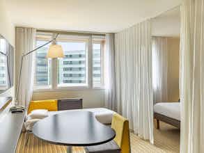 Hotel Novotel Suites Gare Lille Europe photo 4