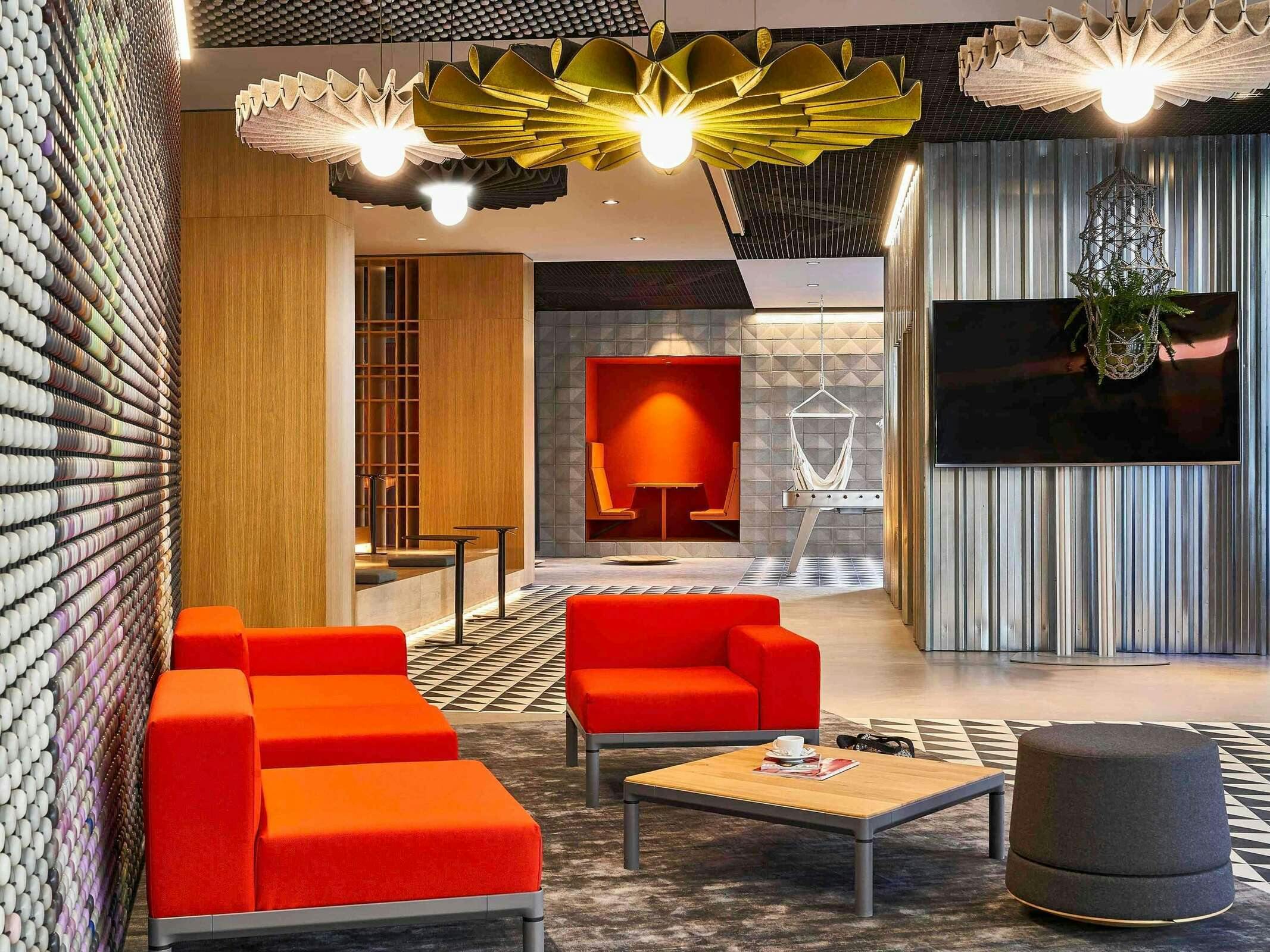 Ibis Barcelona Plaza Glòries 22