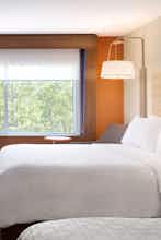 Hotel Holiday Inn Express & Suites Macon North photo 3