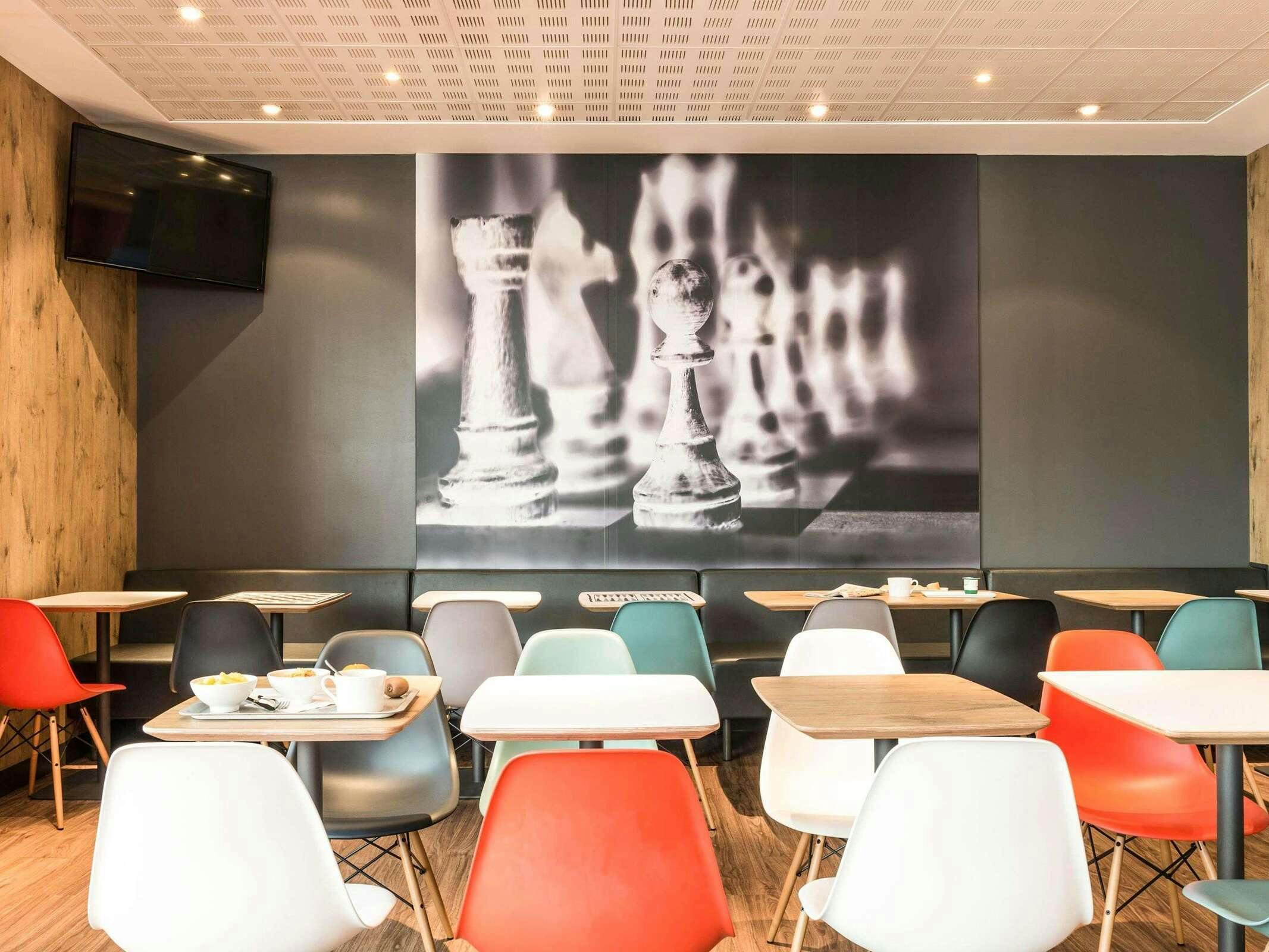Hotel Ibis Bordeaux Centre Bastide photo 1