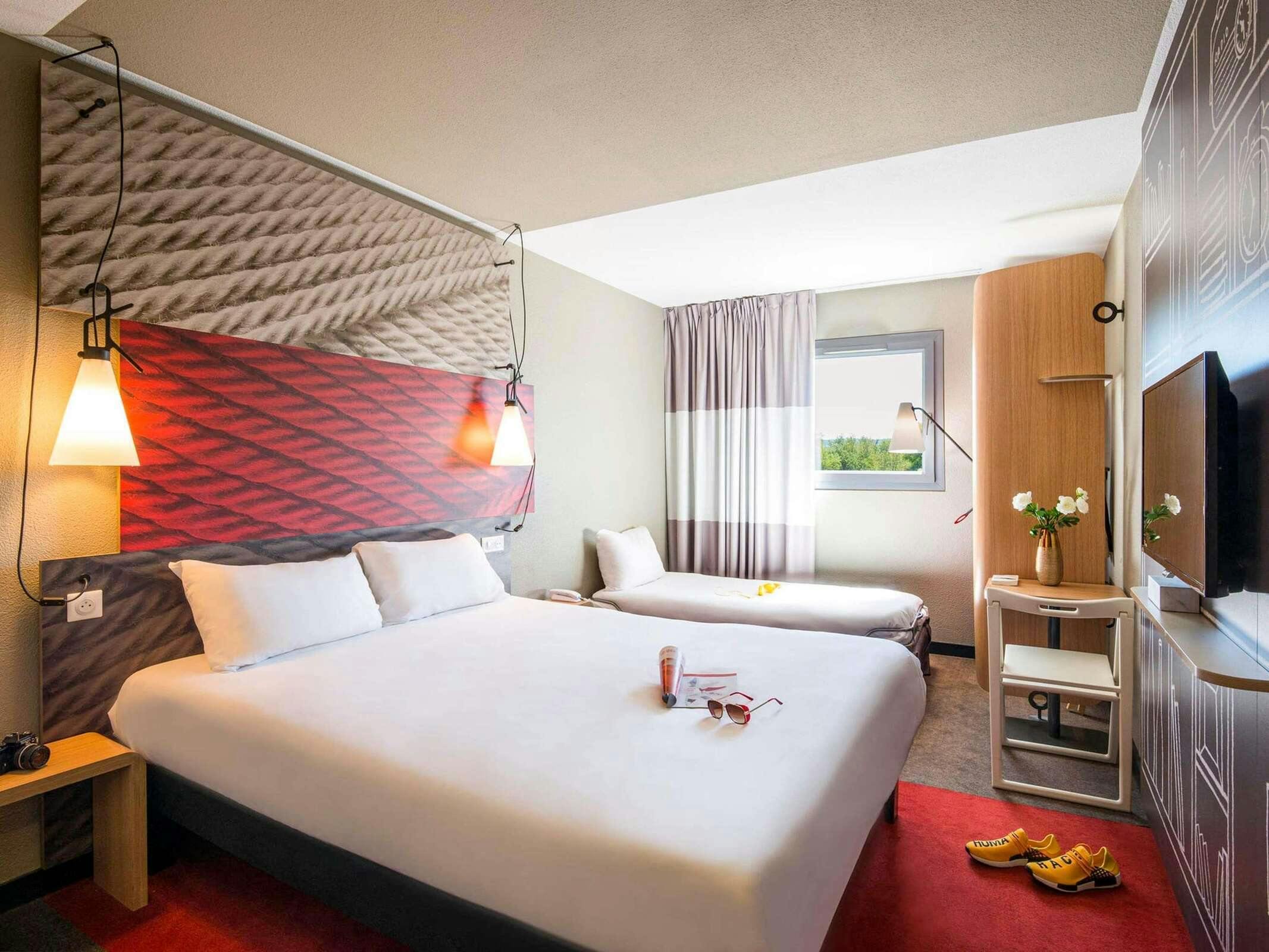 Hotel Ibis Bordeaux Centre Bastide photo 4