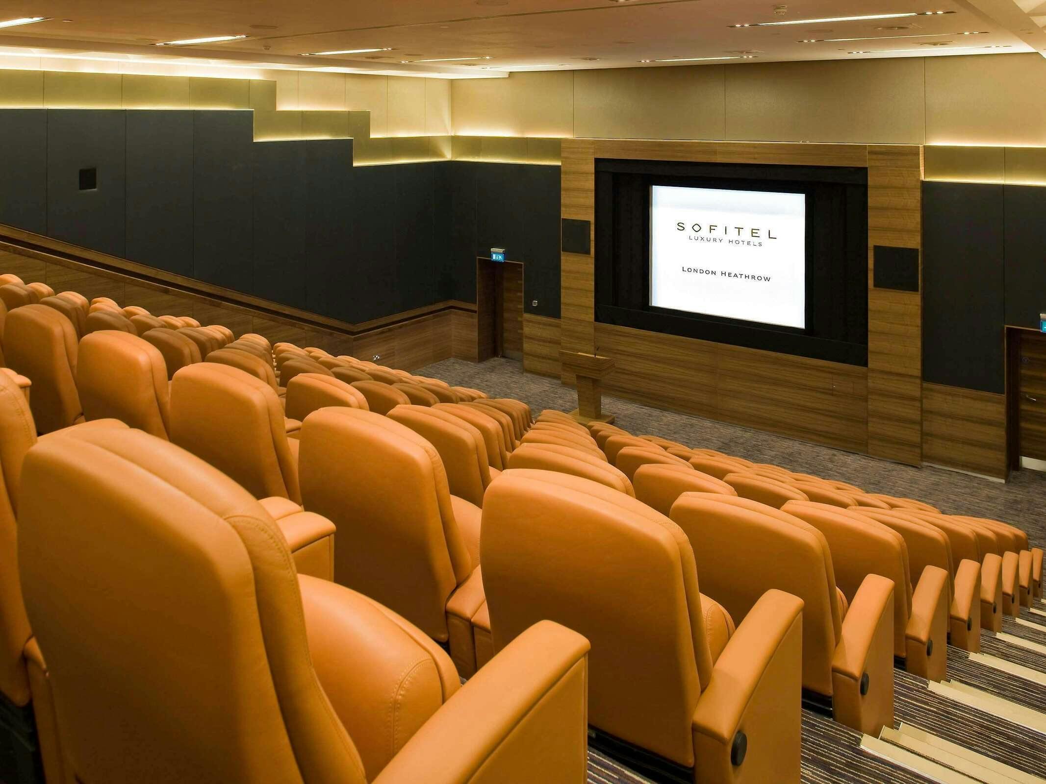Hotel Sofitel London Heathrow photo 2