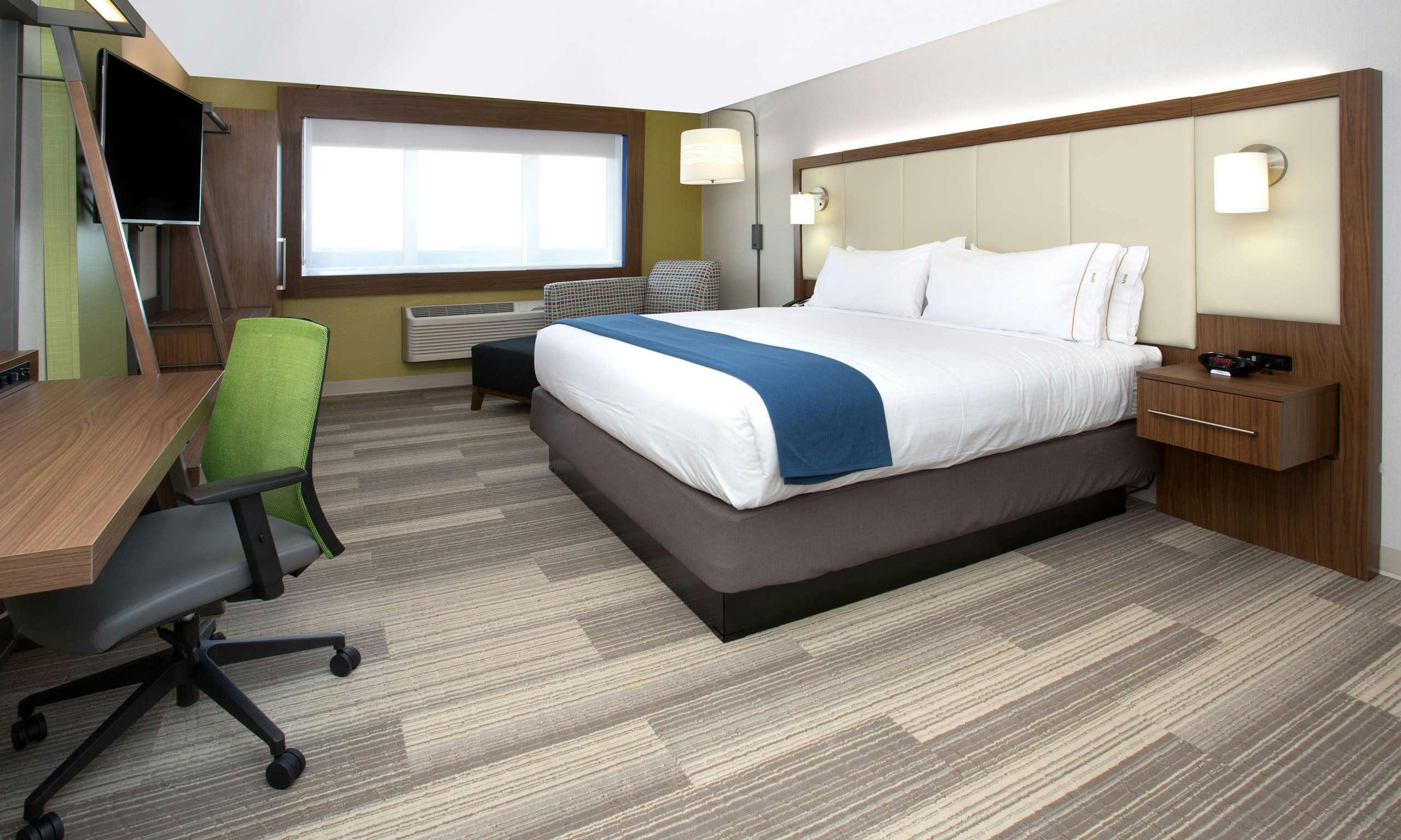 Holiday Inn Express & Suites Moses Lake