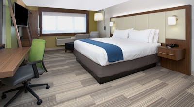 Holiday Inn Express & Suites Moses Lake