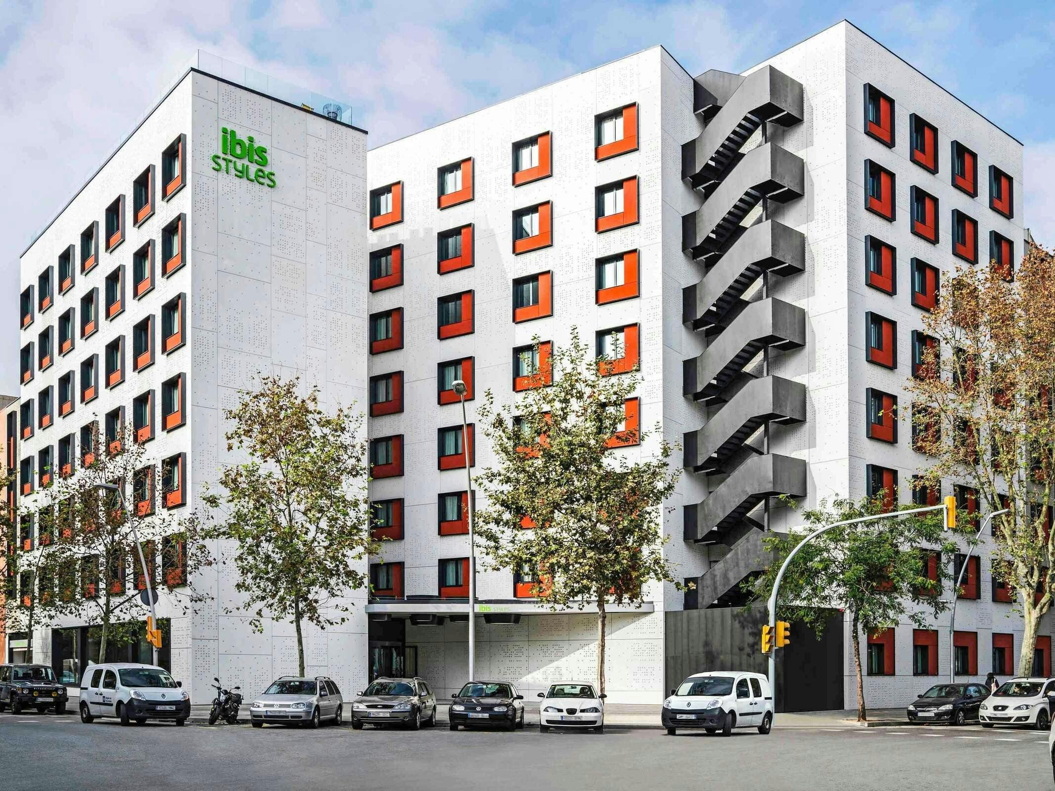 Hotel Ibis Styles Barcelona City Bogatell photo 1