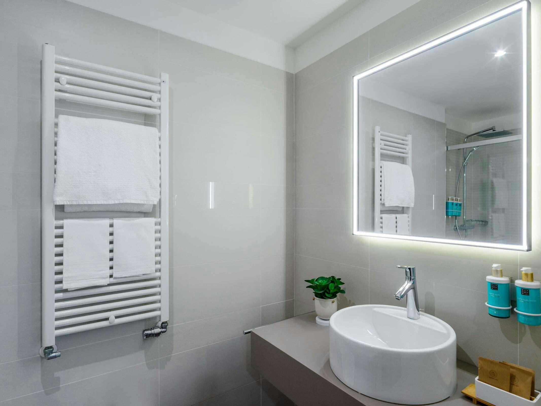 Hotel Novotel Parma Centro photo 4