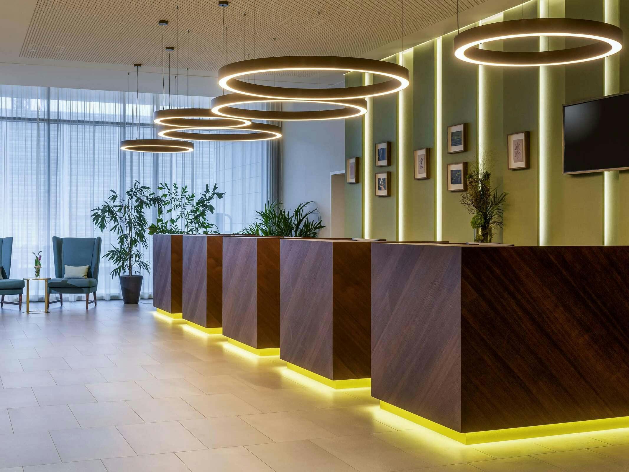 Hotel Mövenpick Hotel Stuttgart Messe & Congress photo 3