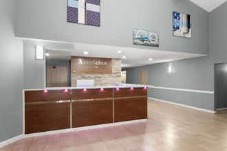 Hotel AmericInn Lake Mills photo 4
