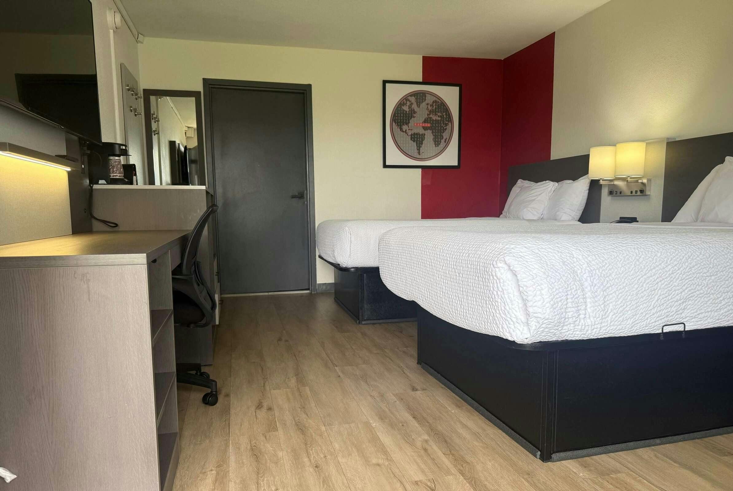 Hotel Ramada Harrisonburg photo 1