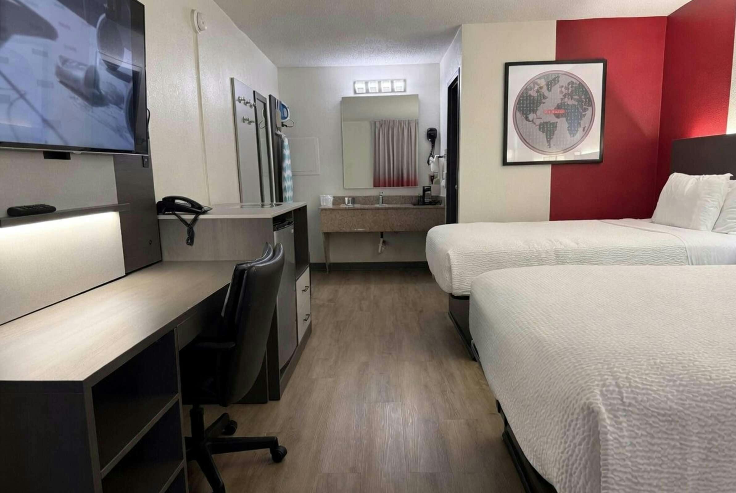 Hotel Ramada Harrisonburg photo 3