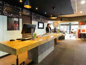 Hotel Ibis Bordeaux Pessac Route Des Vins photo 2