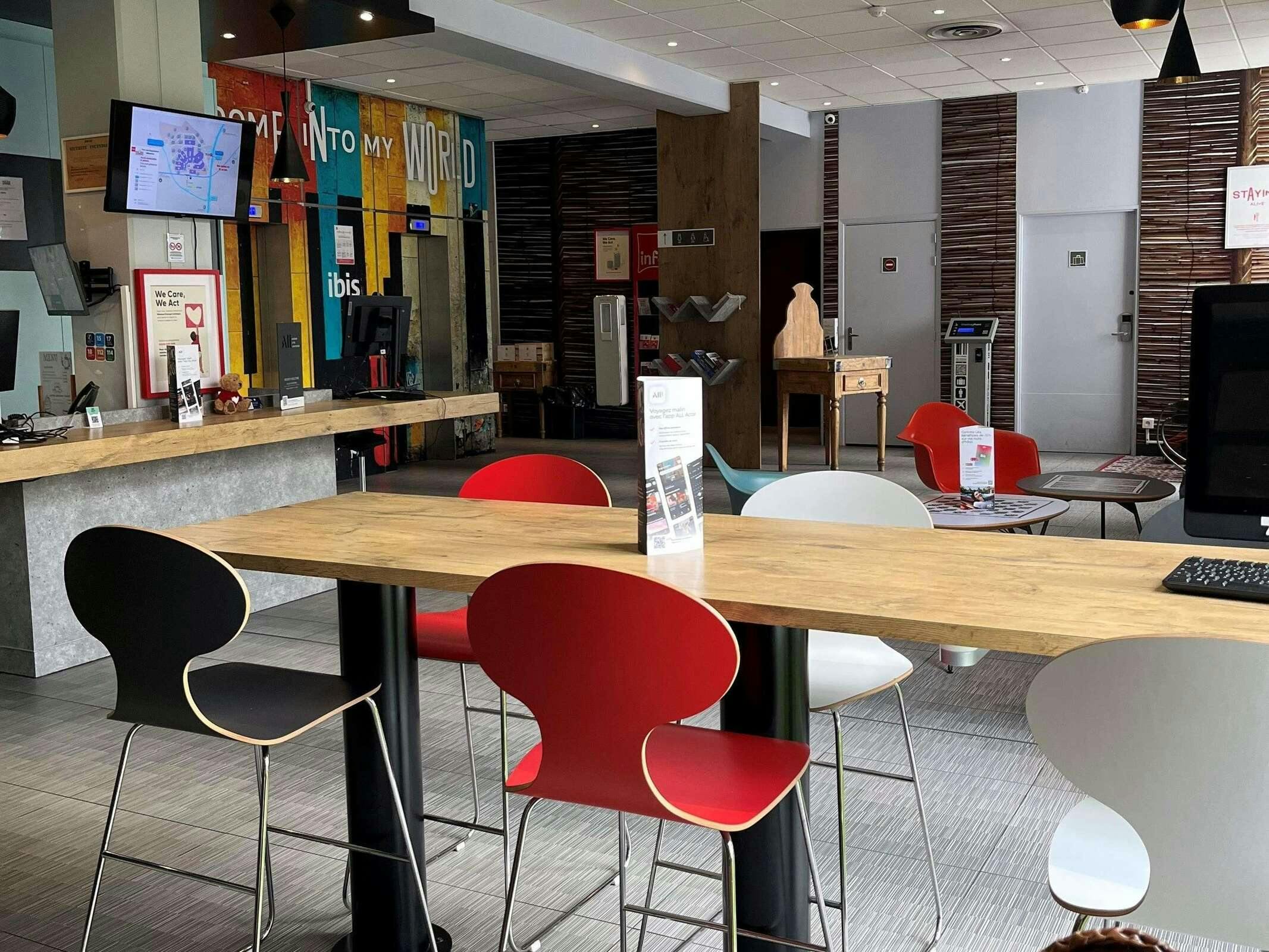 Hotel Ibis Villepinte Parc Expos photo 3