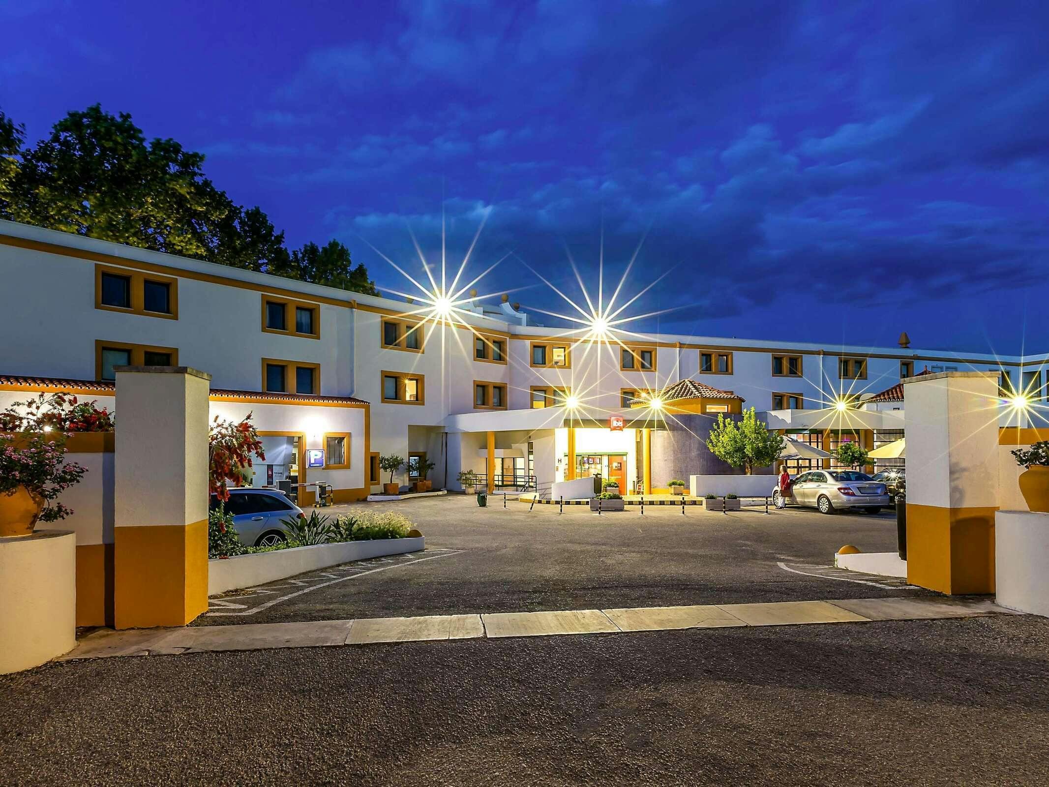 Hotel Ibis Évora photo 2